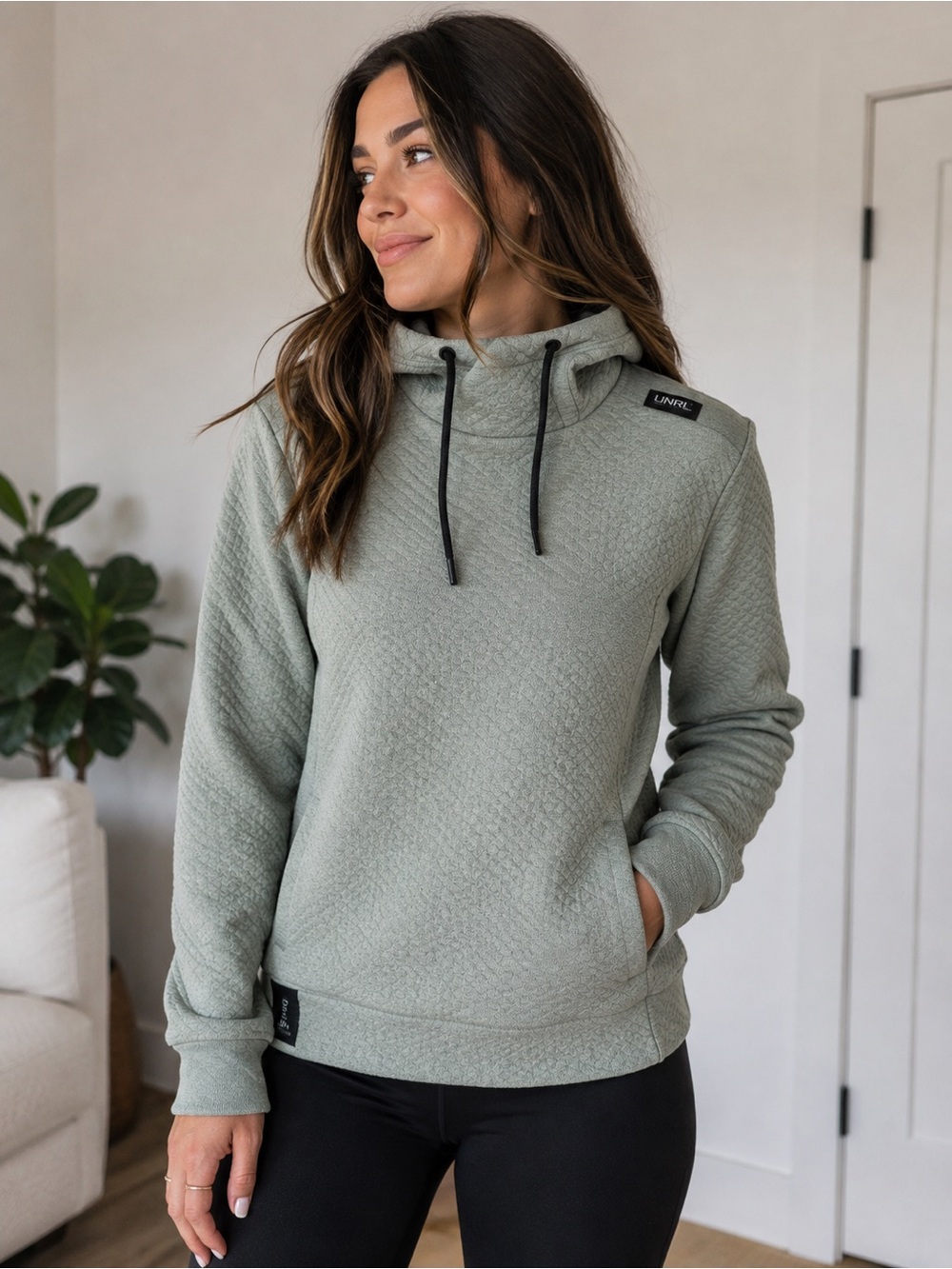 UNRL Women’s Small Sage Gray Textured Performance Pullover Hoodie